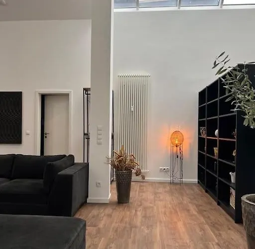 Urban Charm Design Loft كوبلنس