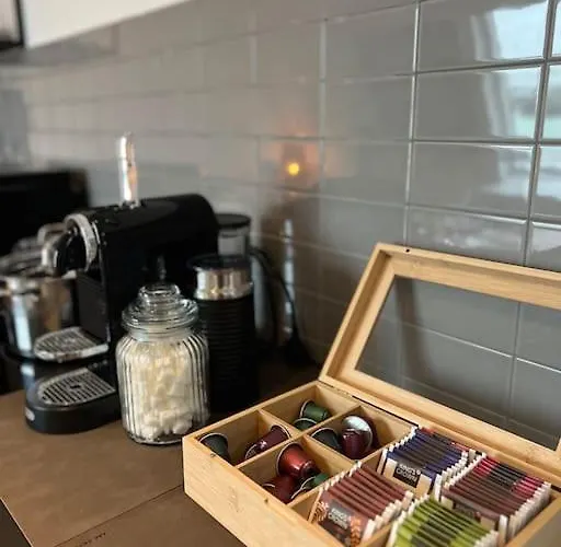 Urban Charm Design Loft كوبلنس